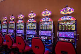 bm88 Baccarat ကတ်ဂိမ်း ကစားနေသောမြင်ကွင်း